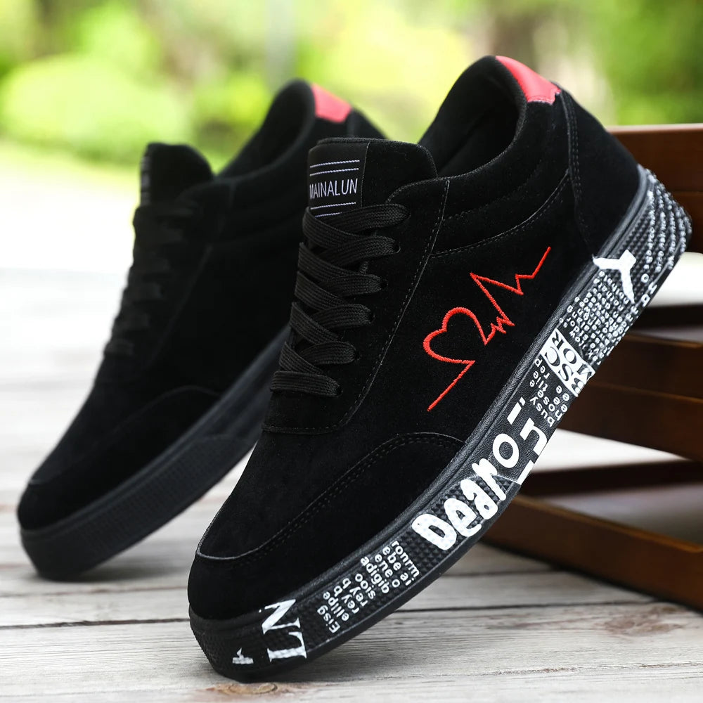 Men's lightweight casual sneakers. Everyday