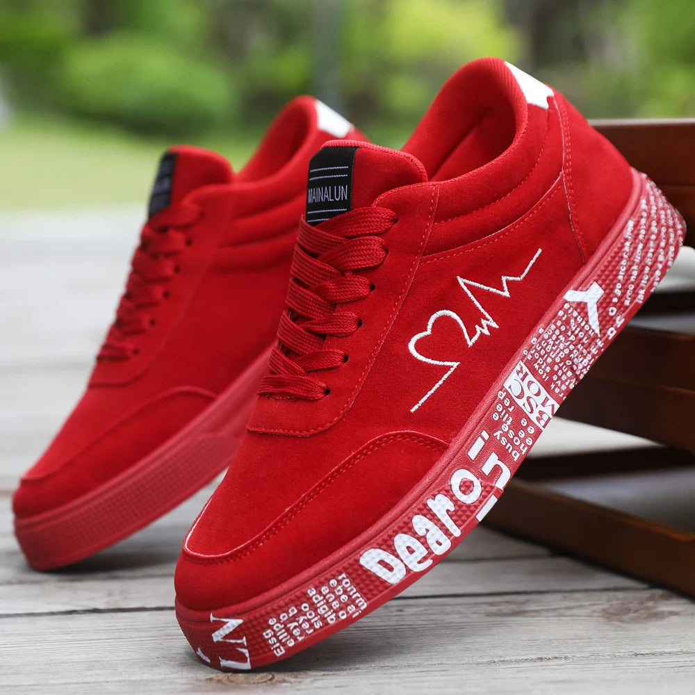 Men's lightweight casual sneakers. Everyday