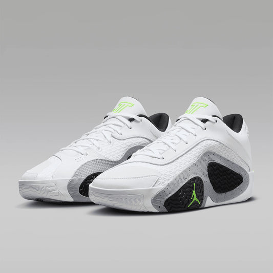 New men's sports and leisure shoes