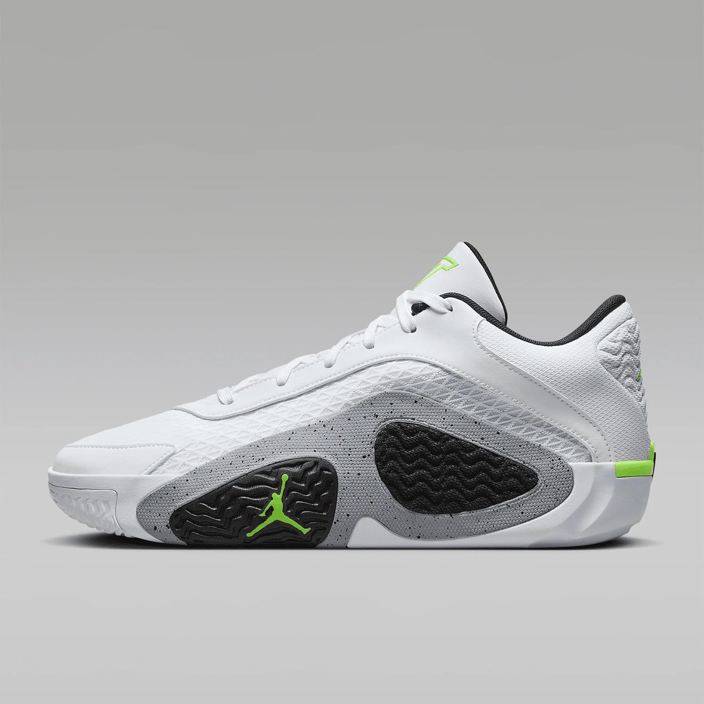 New men's sports and leisure shoes