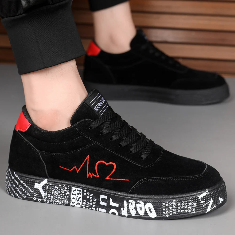 Men's lightweight casual sneakers. Everyday