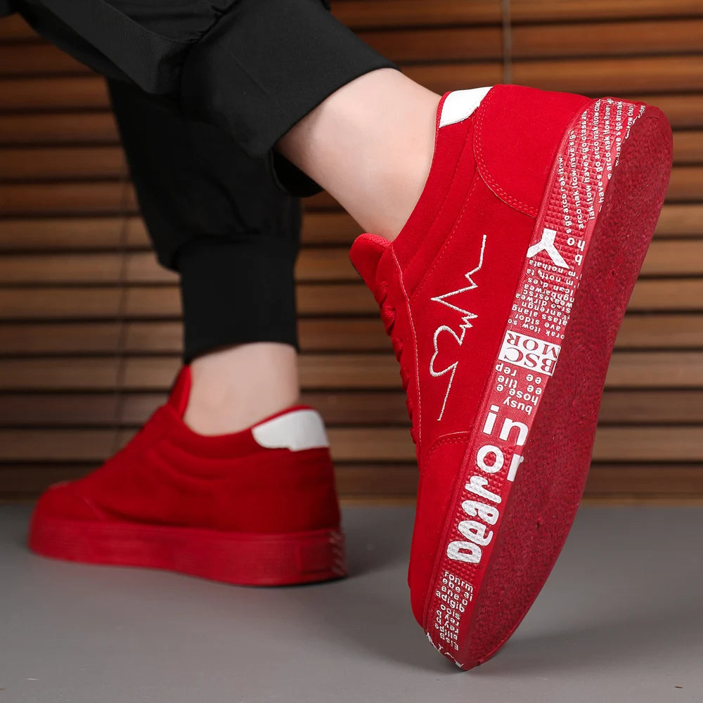 Men's lightweight casual sneakers. Everyday